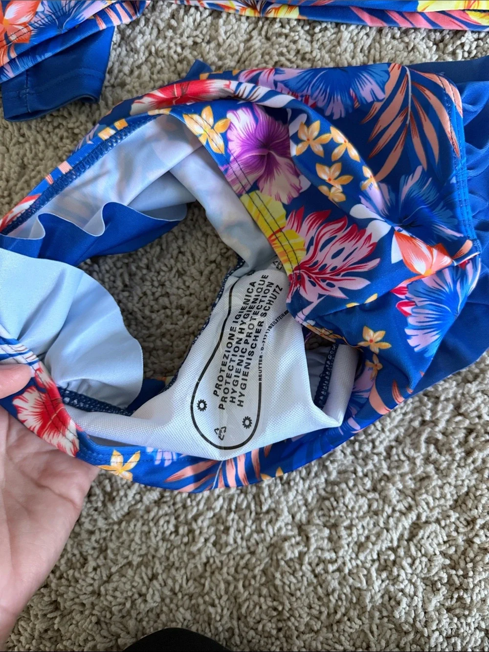 NWT Amazon Girls Blue Floral Rashguard Tankini Set with Ruffle Bottoms size 7-8